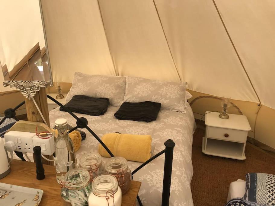 Cox Hill Glamping Badger Hotel Truro Exterior photo