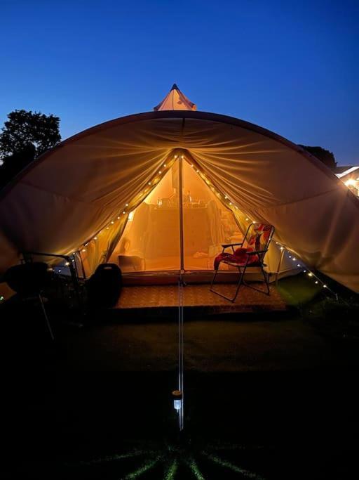 Cox Hill Glamping Badger Hotel Truro Exterior photo