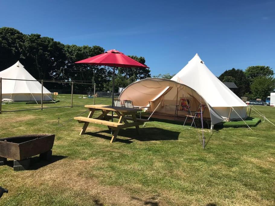 Cox Hill Glamping Badger Hotel Truro Exterior photo